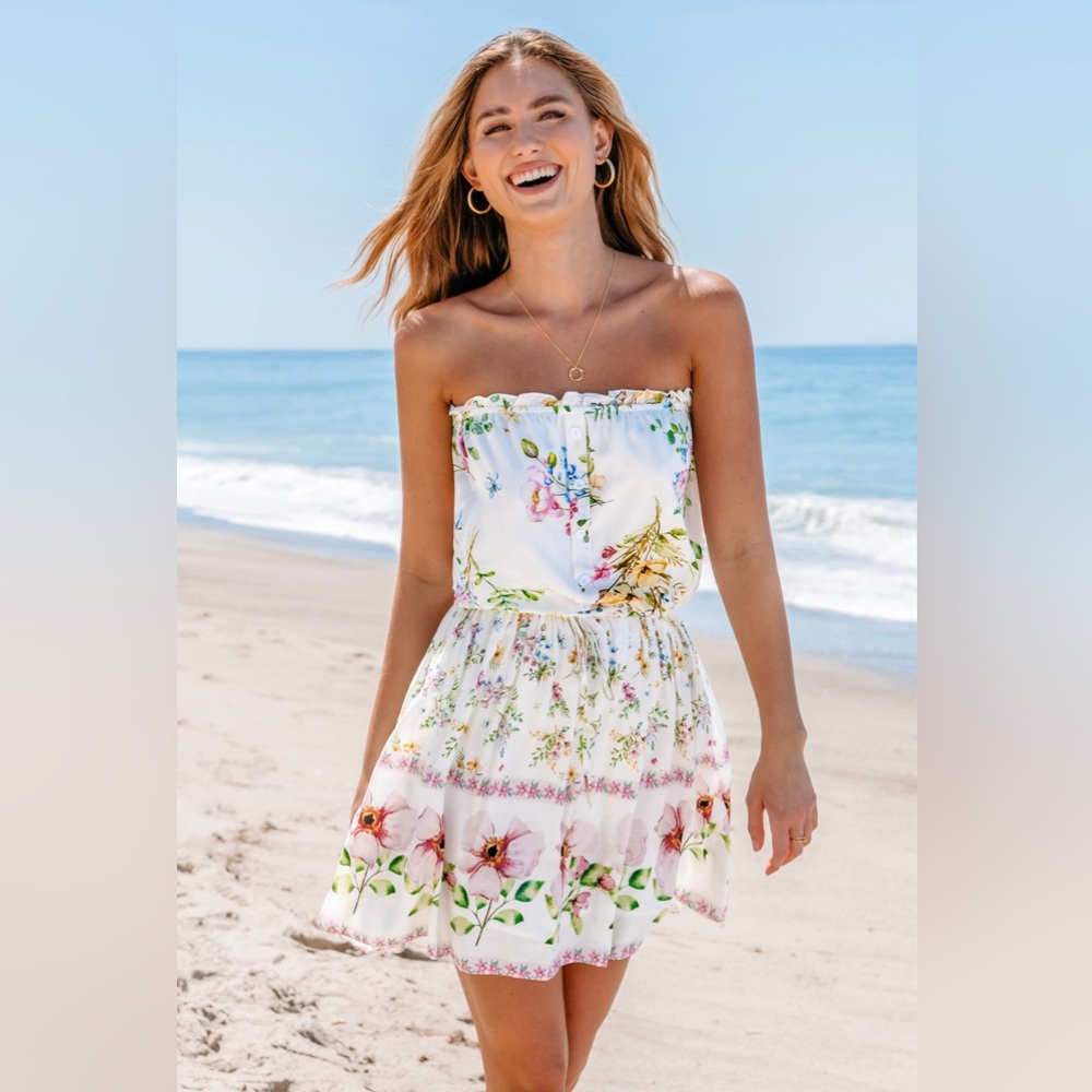 Cupshe White Strapless Floral Beach Dress